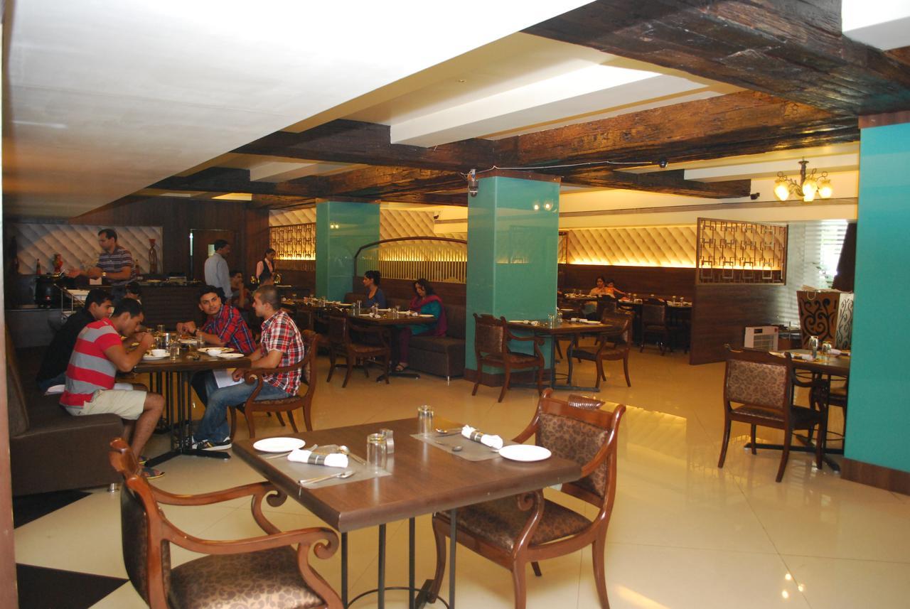 Grand Heritage Narmada Jacksons Jabalpur Exterior foto